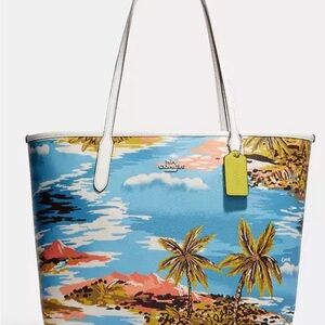 Coach Tropical Print Tote Bag - Multicolor